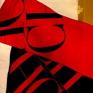Carolina Herrera unisex scarf